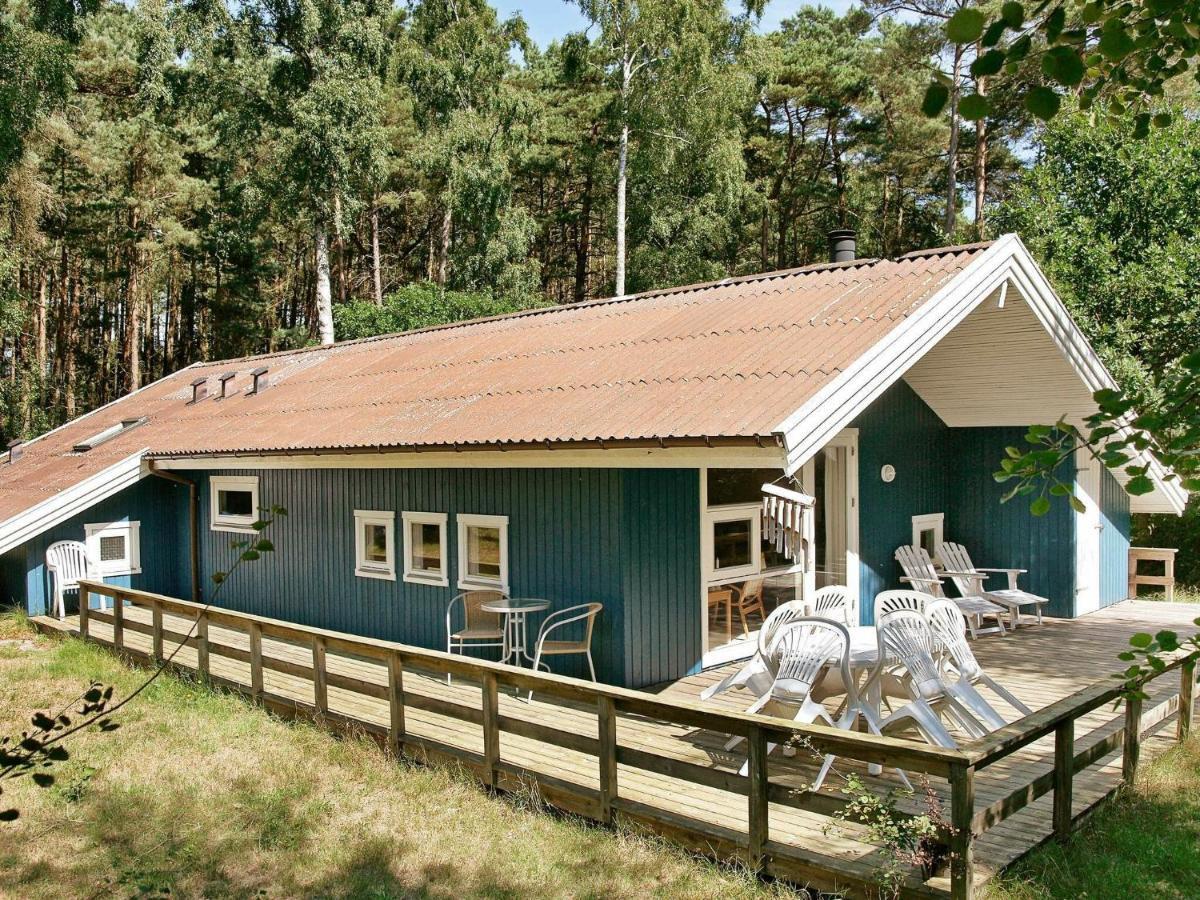 8 Person Holiday Home In Nex Vester Somarken Eksteriør bilde