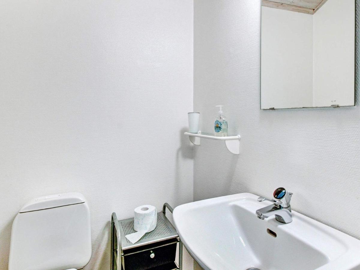 8 Person Holiday Home In Nex Vester Somarken Eksteriør bilde